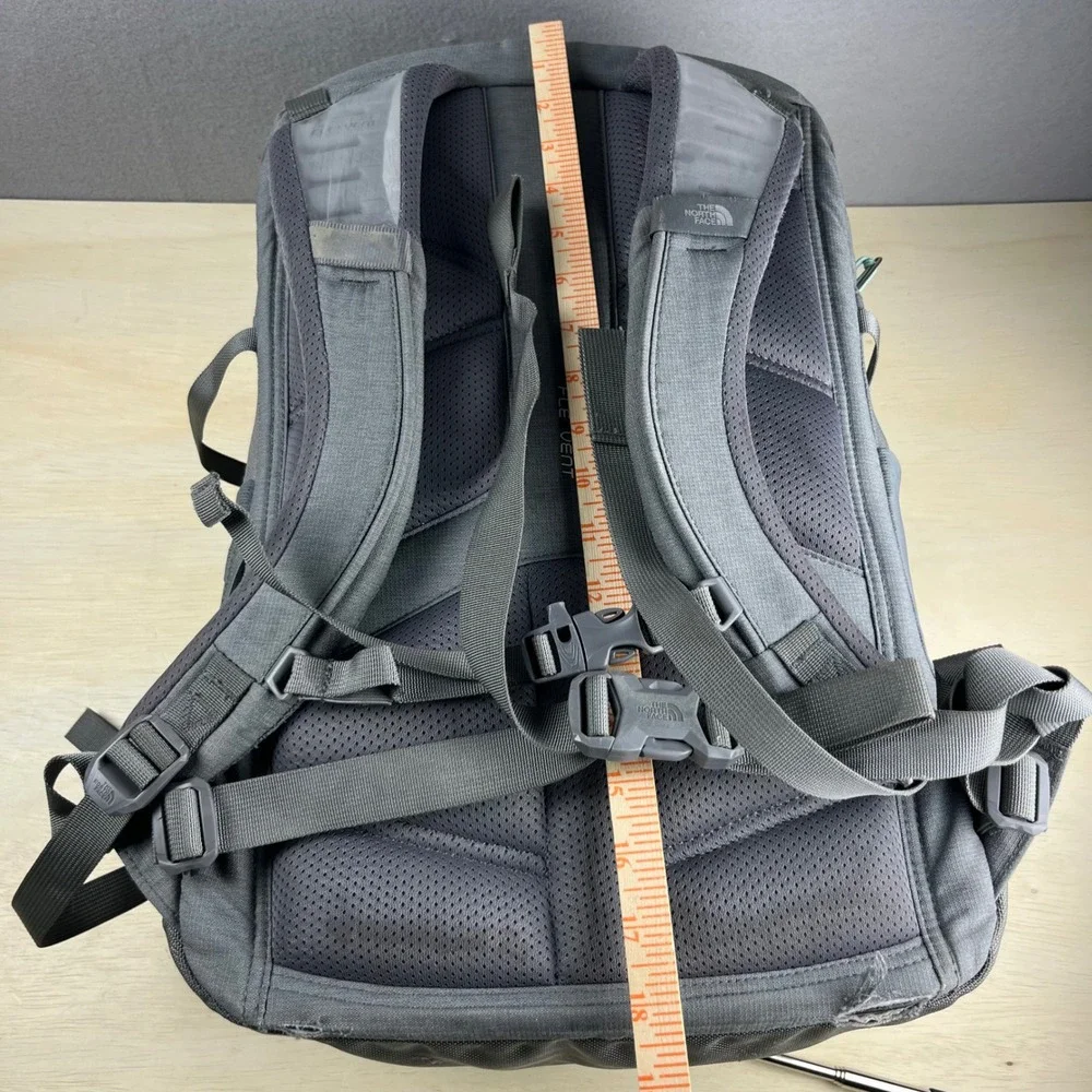 The North Face Recon Backpack Gray Mint Green FlexVent Daypack Hiking Bag